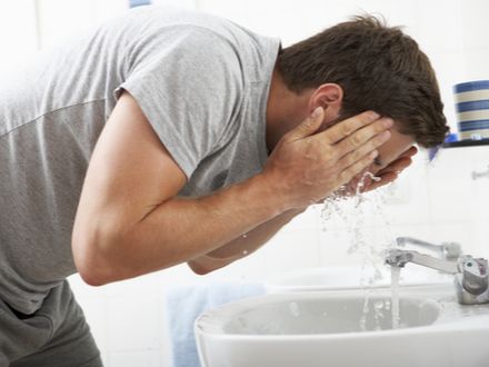 péče o pleť u mužů - dostatečná hydratace