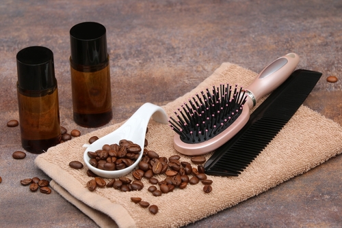 5 tipů na ingredience, které podpoří rychlejší růst vašich vlasů