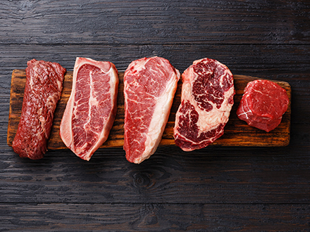 dostatek bílkovin - jezte více červeného masa